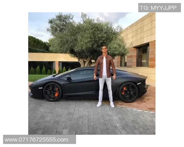 国外足球明星驾宝马展现豪华生活方式与运动精神的完美结合