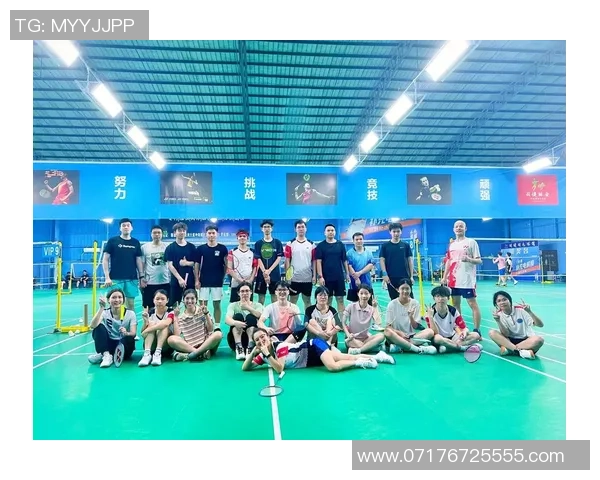 成都羽毛球队与北京羽毛球队赛后复盘分析意识碰撞与战术较量